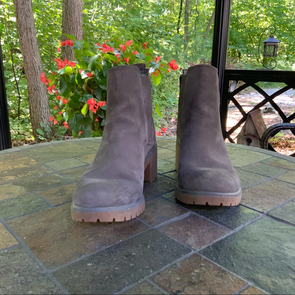 Genuine Leather Timberland Boots size 8